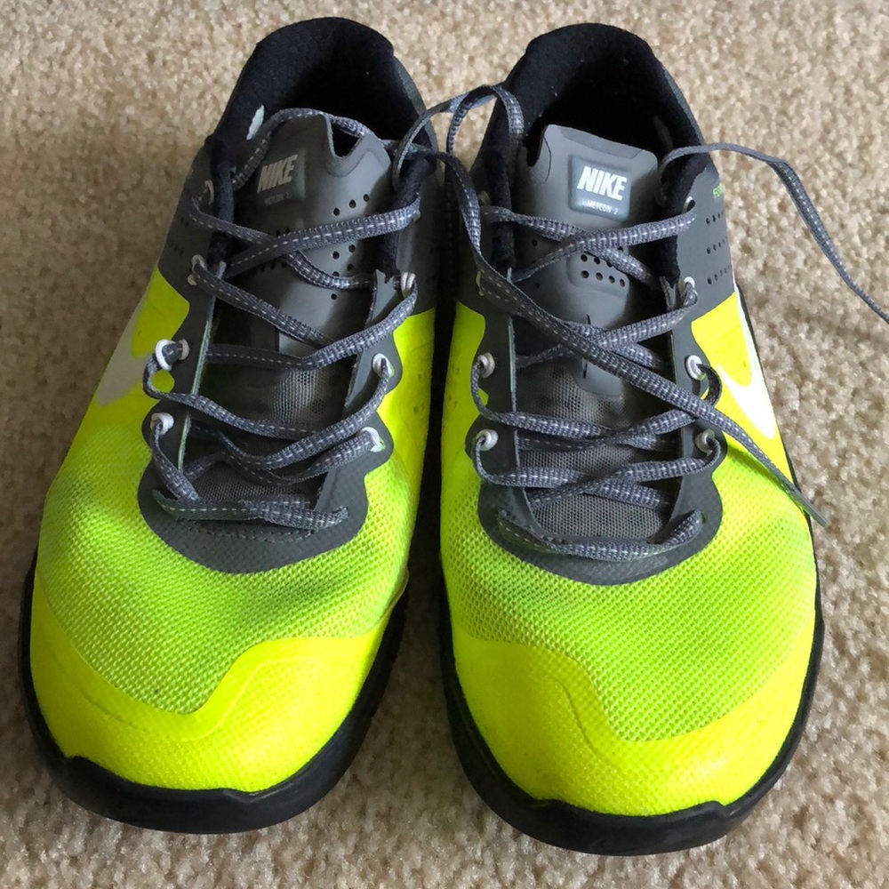 Nike women’s metcon 2